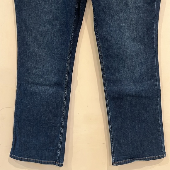 Duluth Trading Co. Wide Leg Jeans Size 14x29 - Picture 4 of 7